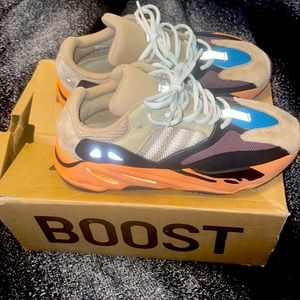 Yeezy 700